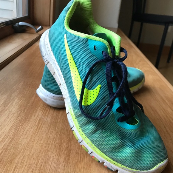 Nike’s - Picture 2 of 8